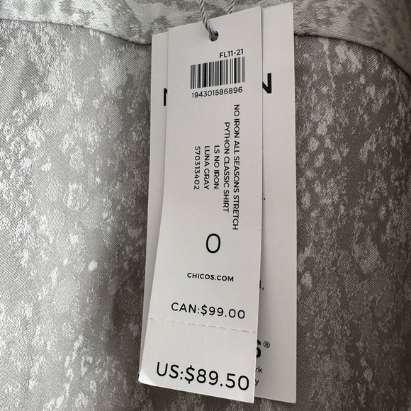 NWT Chico's Womens No-Iron Python Classic Shirt Size 0/US size 4 - Picture 3 of 4